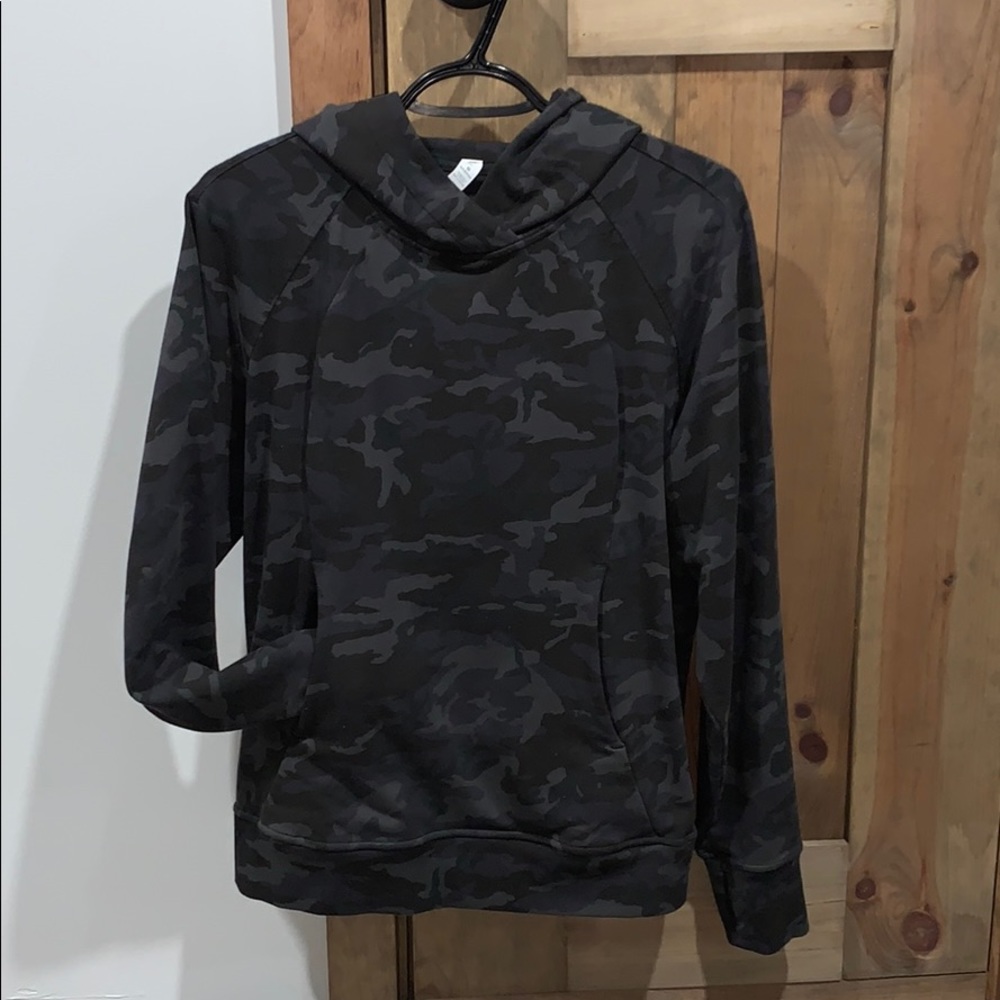 NWOT✨Lululemon Scuba Pullover